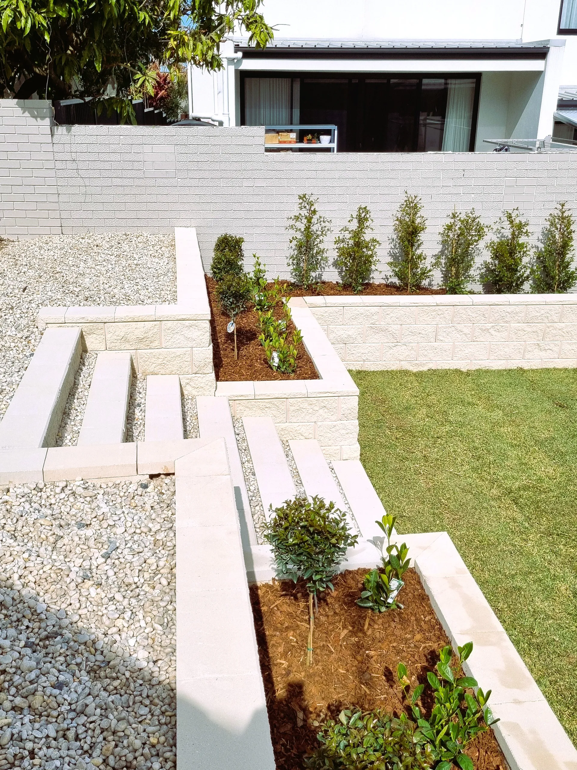 Macquarie, NSW – Modern Landscape Design